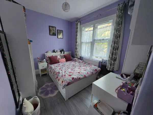 House For Rent in Exeter, England