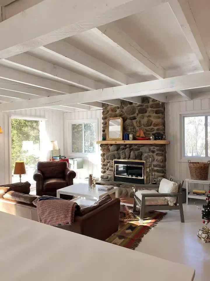 Sun Filled Chalet with Loft near Mont Sutton
