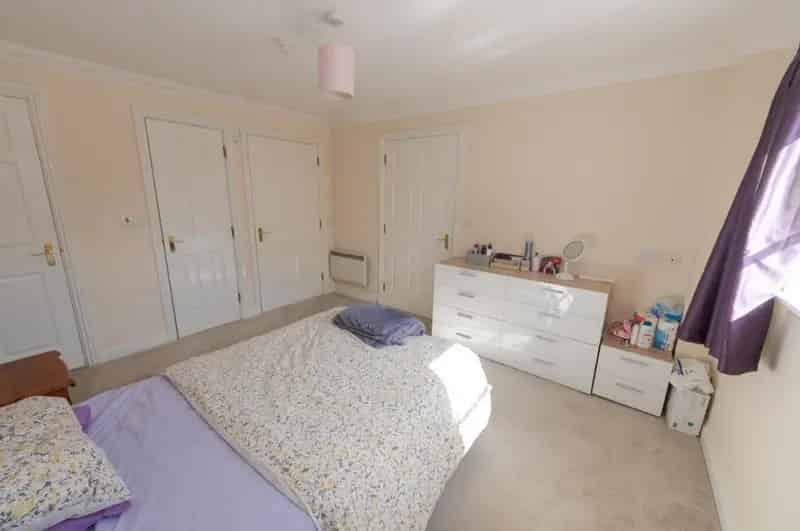 1 Bed Retirement Flat for Sale