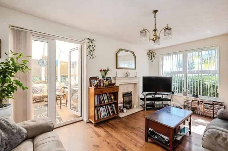 3 Bedroom Detached House Cockett