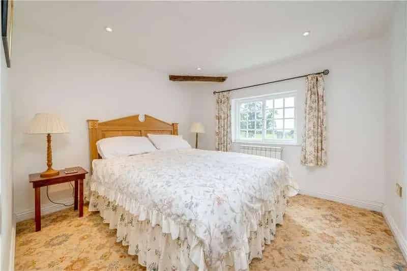 4 Bed Period House for Sale - Spacious Family Home with Idyllic Views