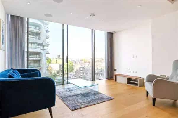 Luxury 2-Bed Apartment with Stunning Amenities