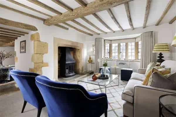 Grade II Listed Cotswold Stone House with Charming Period Features