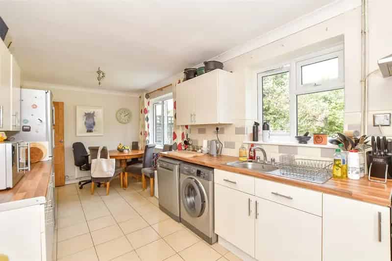 3 Bedroom Semi-Detached House for Sale Tunbridge Wells