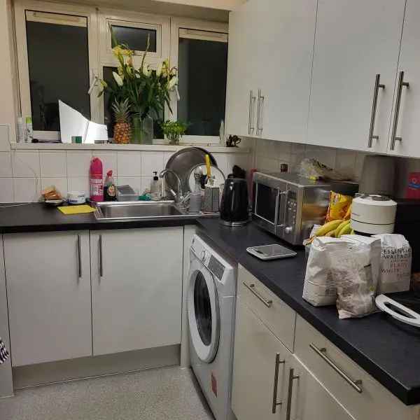 Flat For Rent in London, England