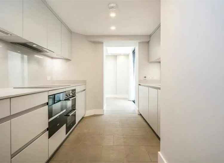 Modern 5-Floor Family Home near Hyde Park