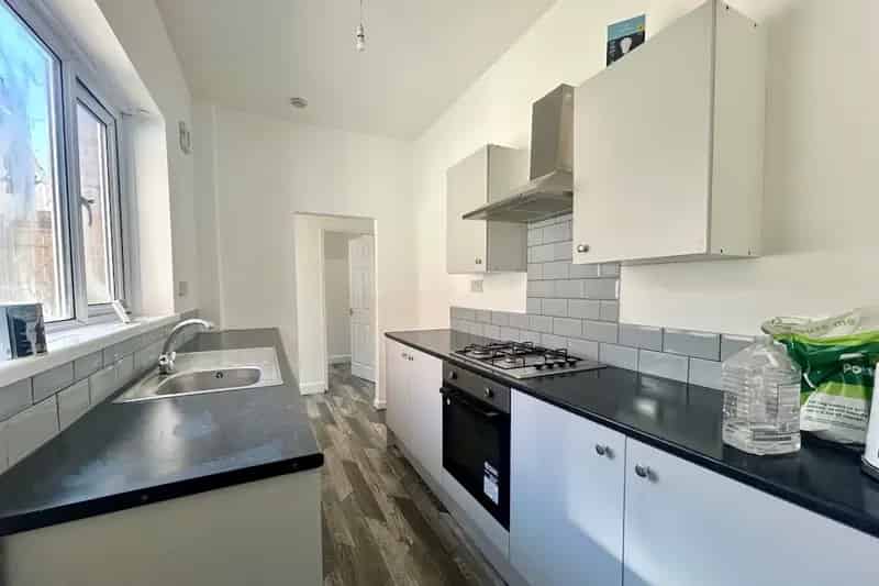 3-Bedroom Ground Floor Flat South Shields Near Metro