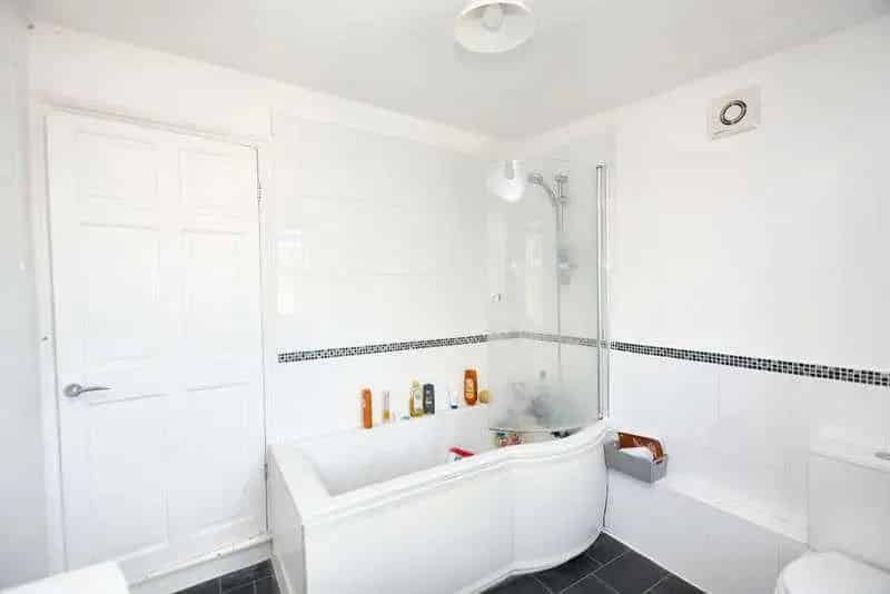 2 Bed Victorian Terrace House Near Ashford Town Centre