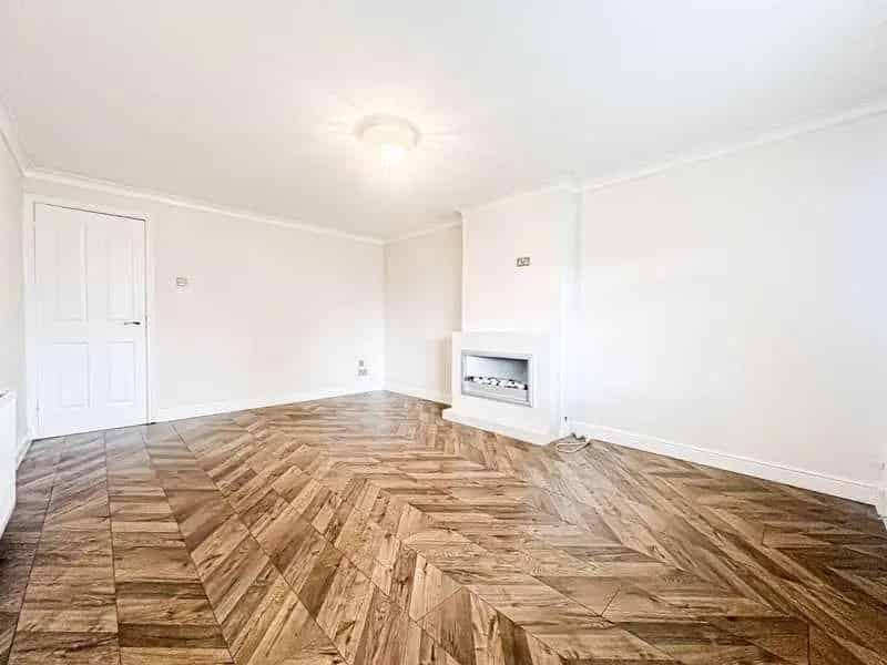 2 Bed Semi-Detached Bungalow for Sale in Kensington