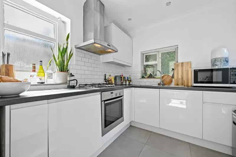 2 Bedroom Flat to Rent South Hampstead Aberdare Gardens