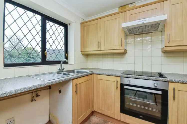 2 Bedroom House with Private Garden and Allocated Parking