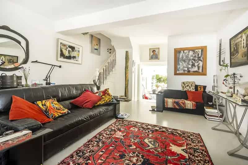 3 Bedroom Terraced House for Sale Near Parsons Green