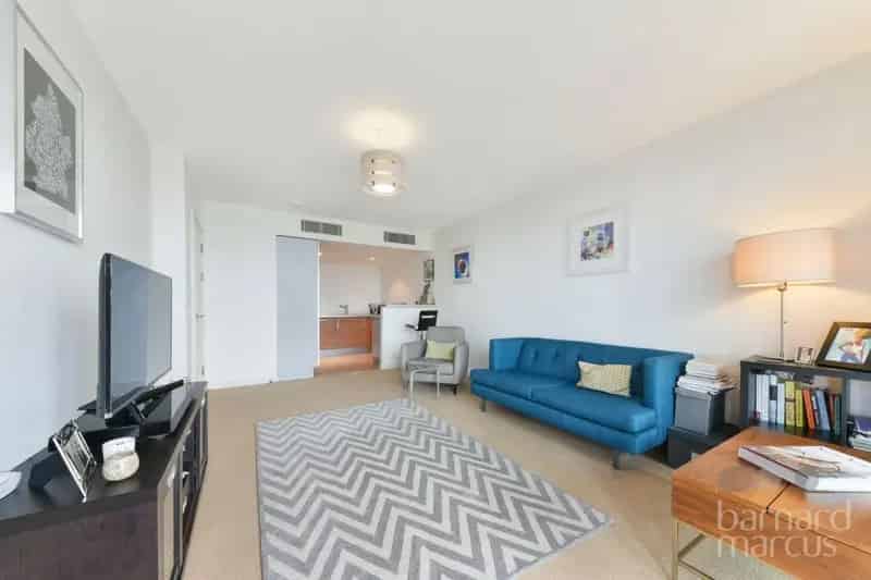 Flat For Rent , London, England