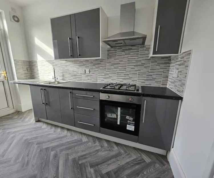 3 Bedroom Flat to Rent