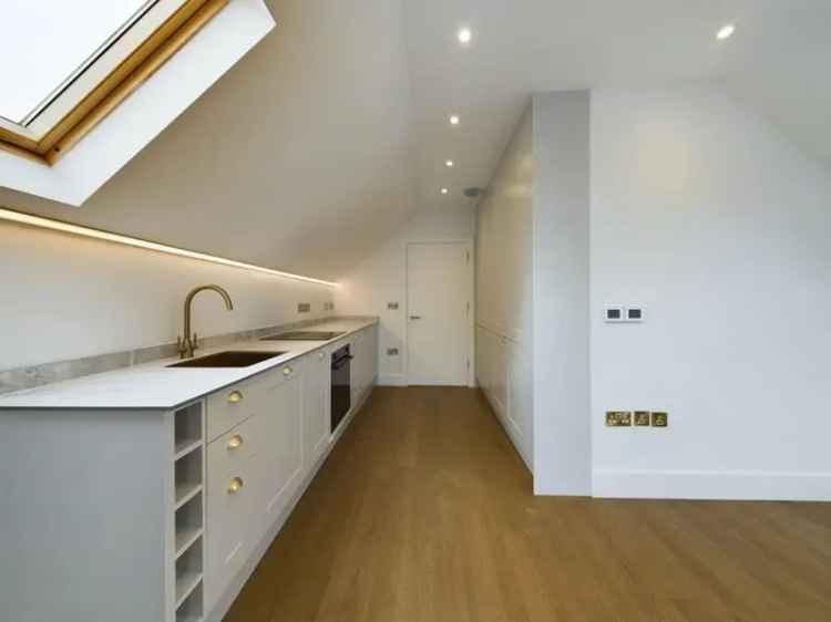 One Bedroom Apartment Brondesbury Park High Standard Renovation