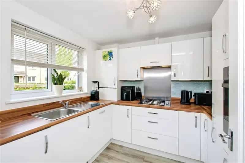 3 Bed Semi-Detached House Musselburgh Modern Family Home
