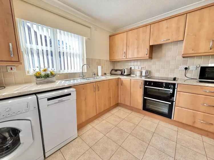 2 bedroom Bungalow
 For Sale
