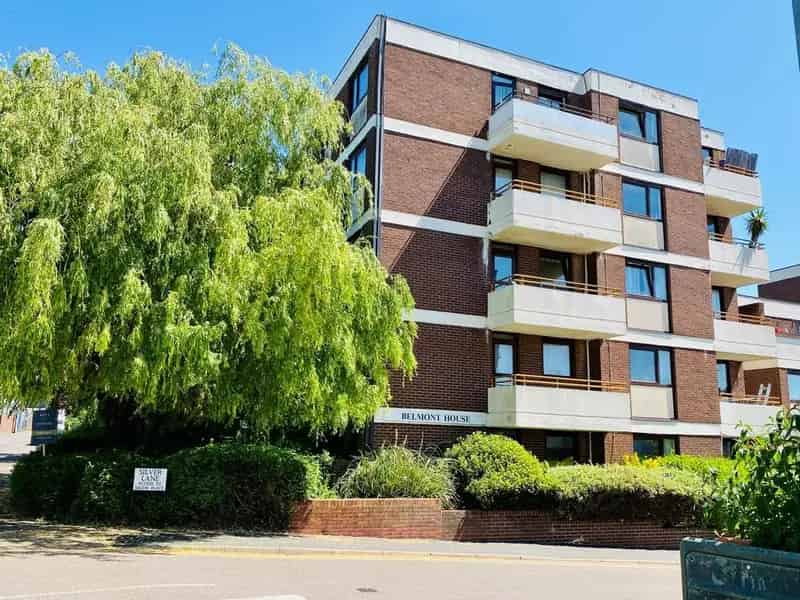 2 Bedroom Apartment for Sale