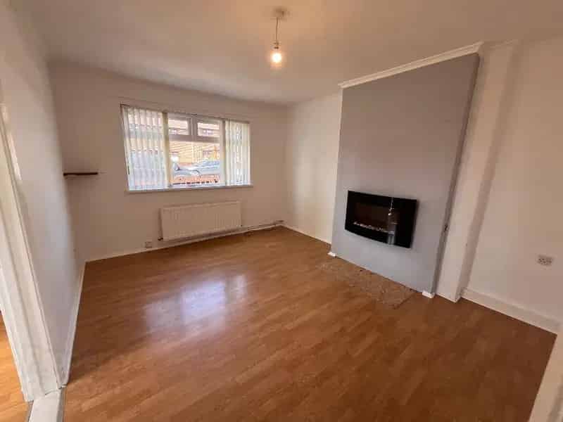 2 Bed End Terrace House Carrickfergus