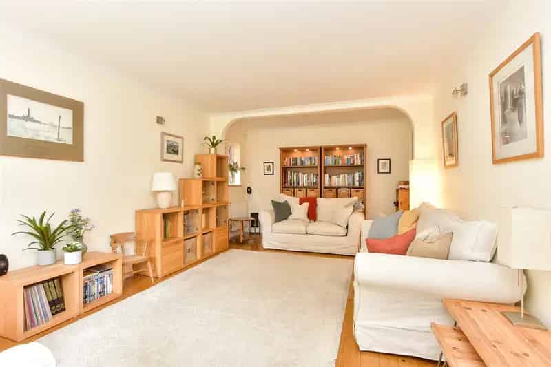 4 bedroom chalet for sale