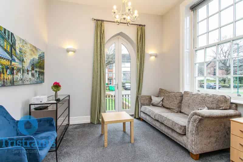 2 Bedroom Apartment House to Rent
