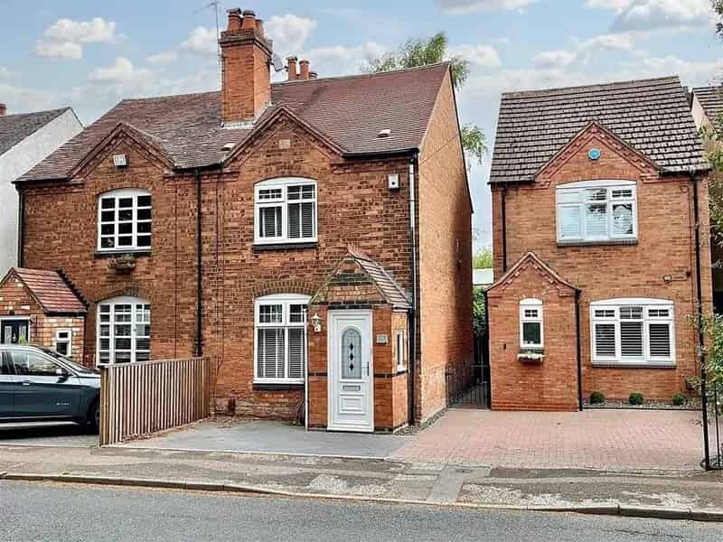 2 Bedroom Semi Detached House For Sale