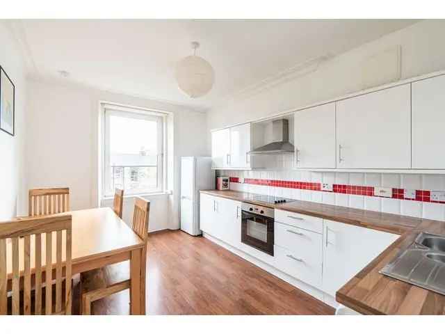 2 bedroom flat  for sale