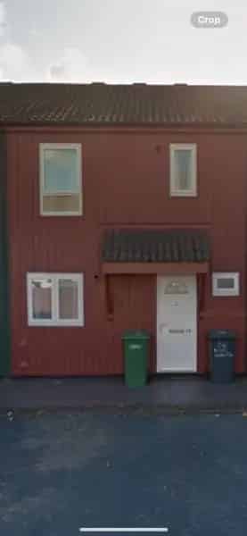 3 Bedroom House with Garden and Parking