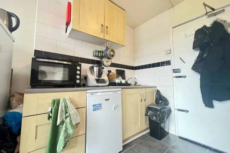 Modern 1-Bedroom Apartment with All Bills Included