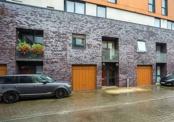 Manchester Townhouse New Islington Ample Parking 3 Bathrooms