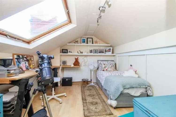 3 Bed Semi Detached House for Sale