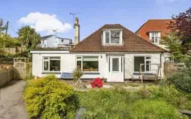 1920s Bungalow with Large Extension and Garden in Stoke Gabriel