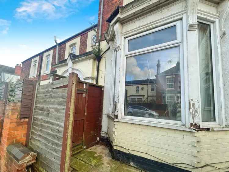 1 Bedroom Flat Grimsby DN32 Refurbishment Opportunity