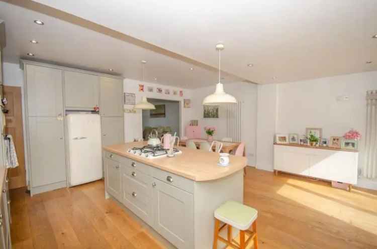 3 Bed Detached Bungalow Downend