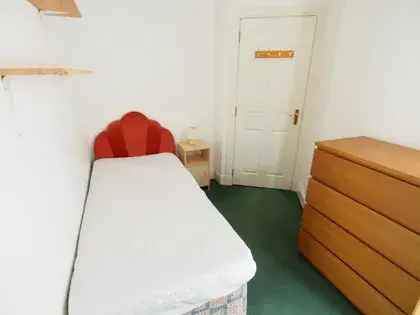 2 Bed Furnished Flat Danestone Aberdeen Available April 2025