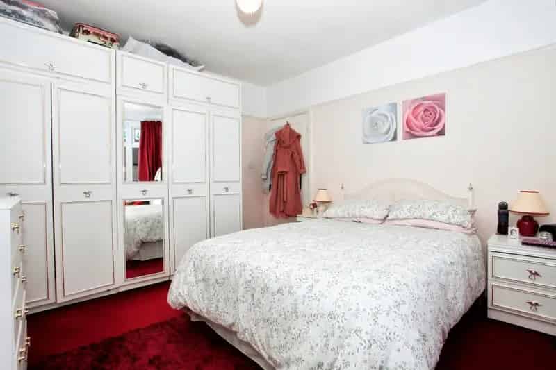 Three Bedroom Family Home in Woodston Near City Centre