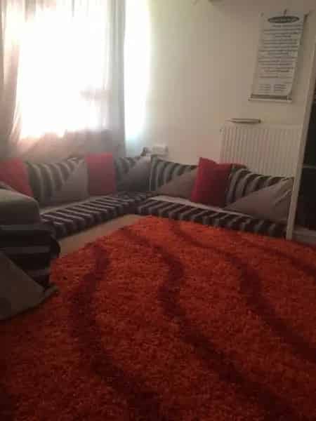Studio Flat in Ilford Essex Near Train Station and Shopping