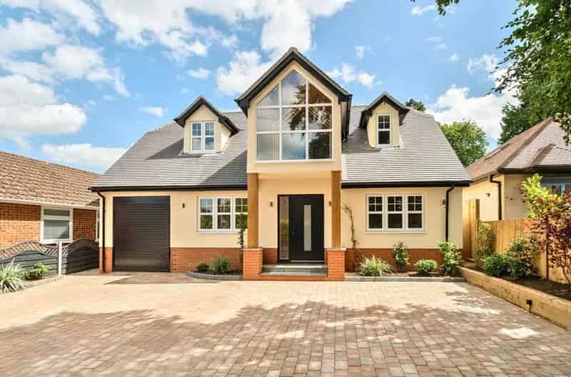4 Bedroom Detached House with Luxury Features