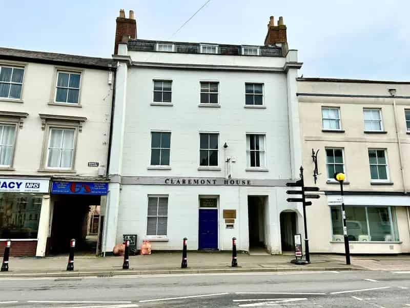 Bicester Market Square Office Space For Lease Grade II Listed Georgian Building