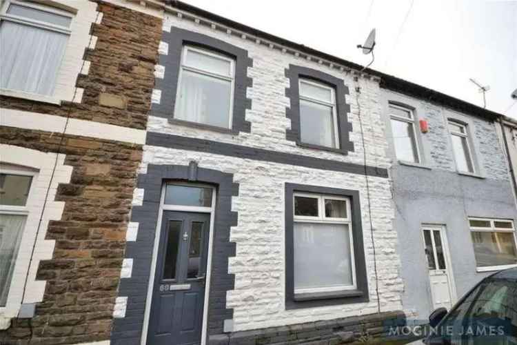 3 Bedroom Mid Terrace House For Sale