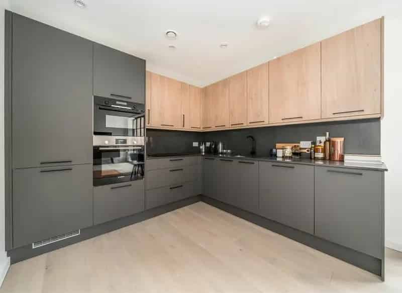 1 Bedroom Warehouse Apartment Spitalfields E1 Near Stations