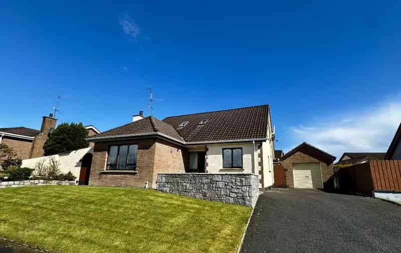 4 Bed Detached House for Sale in Thornleigh