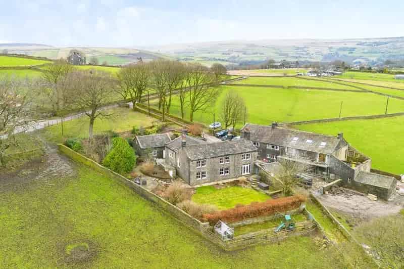 4 Bedroom Detached House to Rent Hebden Bridge