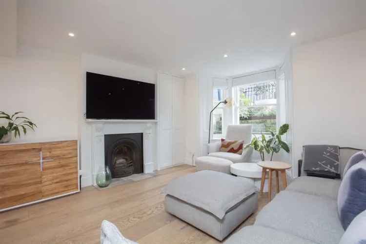4 Bedroom Semi-Detached House to Rent