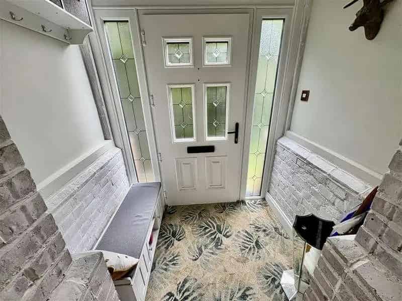 3 Bed Semi-Detached House for Sale in Meopham