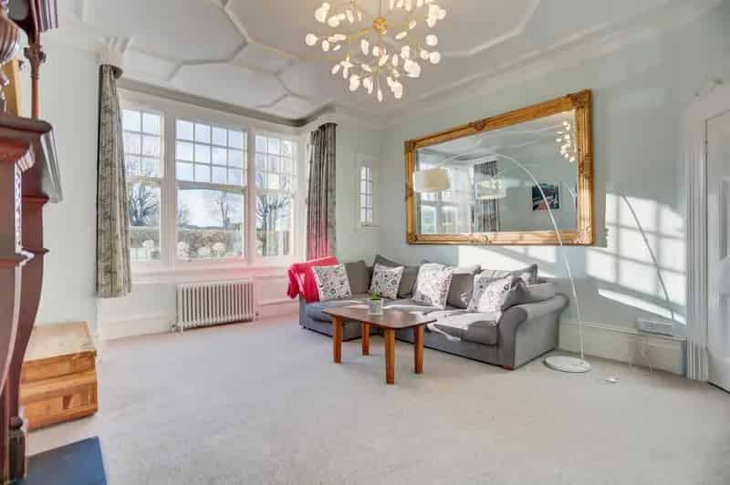 6 Bedroom Edwardian House Hove