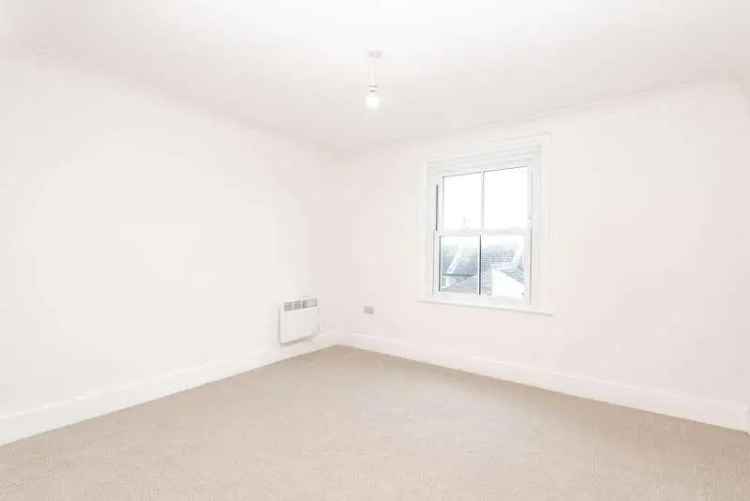 3 Bed Flat for Sale Worthing Newly Refurbished Chain Free