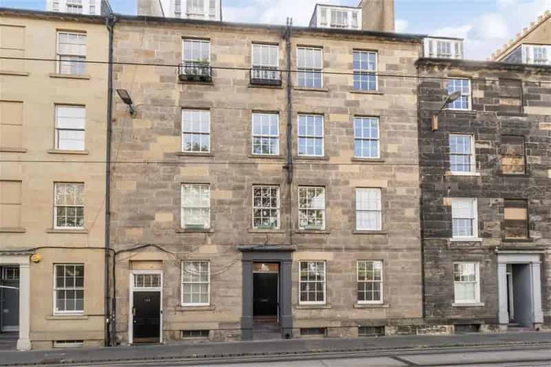 4 Bed Flat - Duplex with 2 Reception Rooms