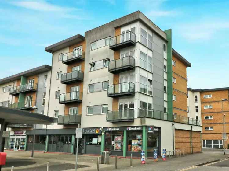 Flat For Sale in Welwyn Hatfield, England