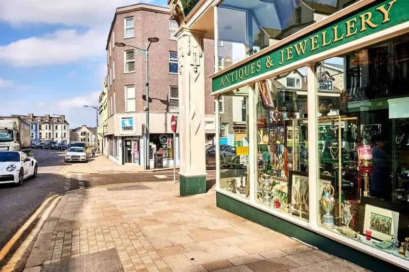 Portrush Landmark Building Commercial & Residential Redevelopment Opportunity